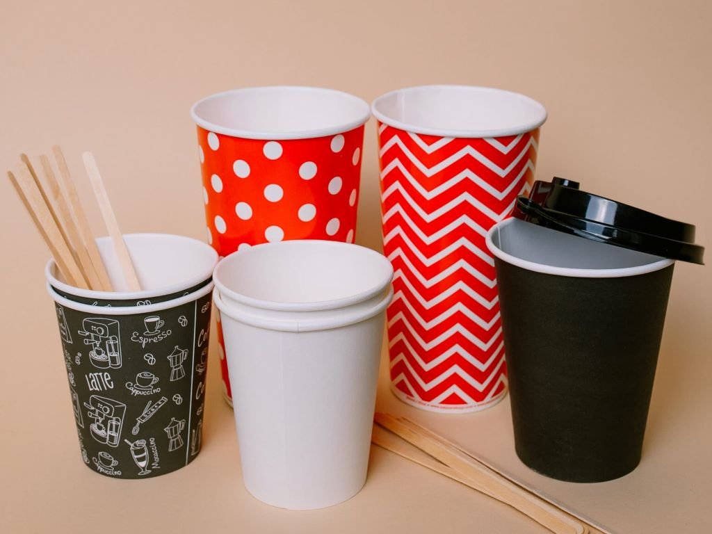 Создайте уникальный имидж с брендированными стаканами для кофе