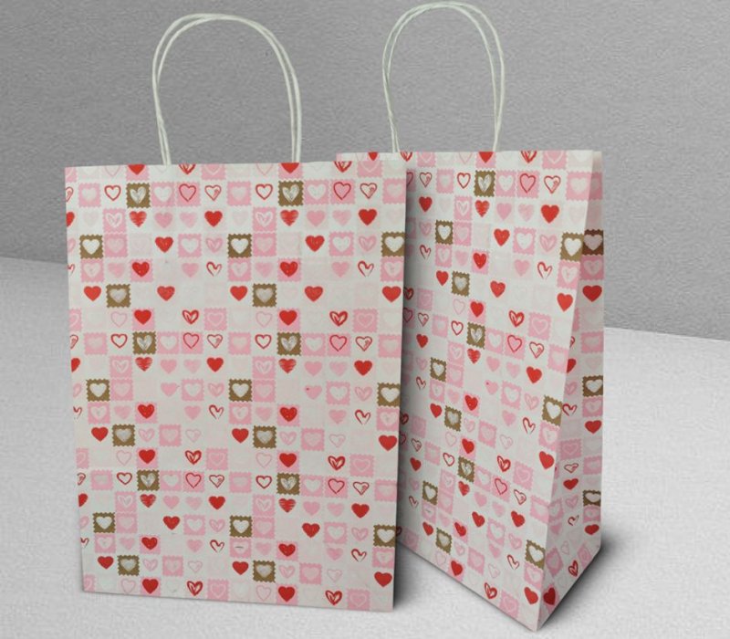 Подарочный пакет с кручеными ручками белый 240x105x320 "Сердечки"