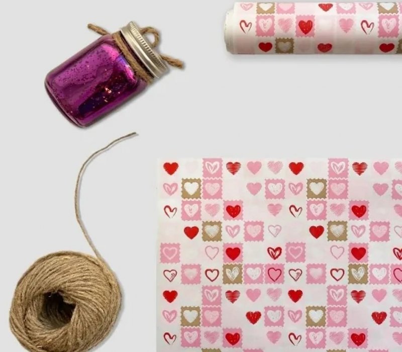 Крафт бумага в рулоне 0,71х10 м "Сердечки"