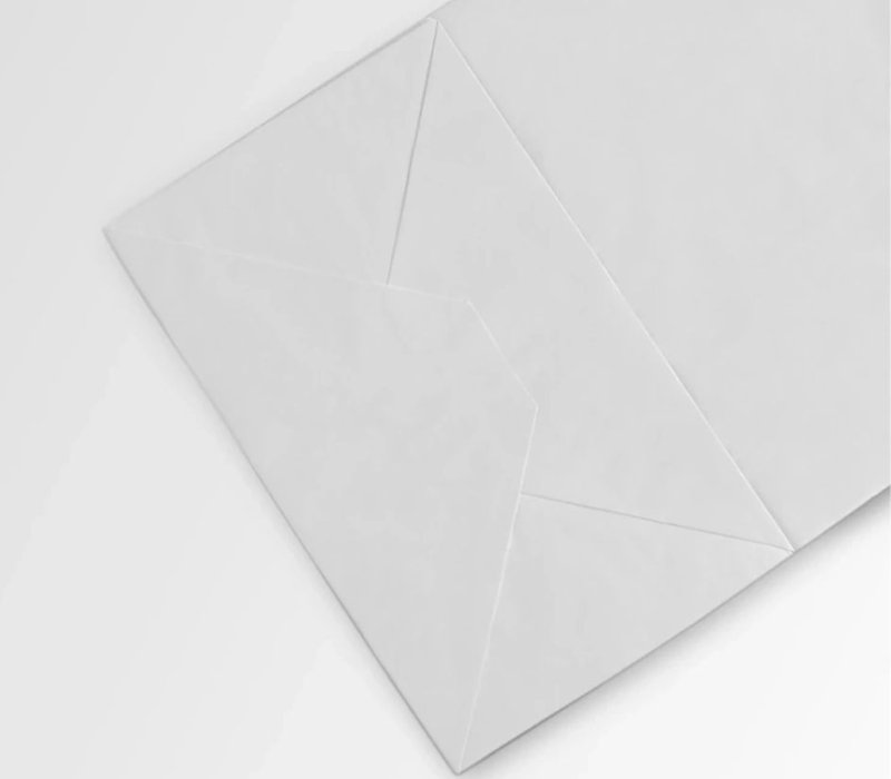 Белый пакет с плоскими ручками 350x150x275
