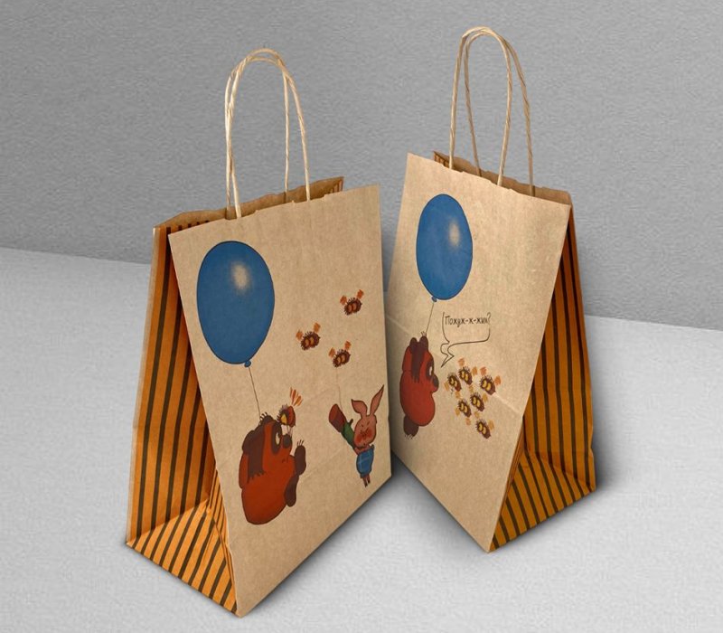 Подарочный пакет с кручеными ручками белый 240x140x300 "Винни Пух. Пожуж-ж-жим" внутри бурый