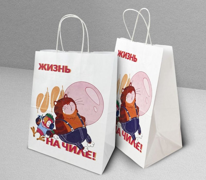 Подарочный пакет с кручеными ручками белый 240x140x300 «Попугай Кеша. На чиле»  внутри белый